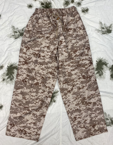 Digital Desert Waterproof Trousers (IO)